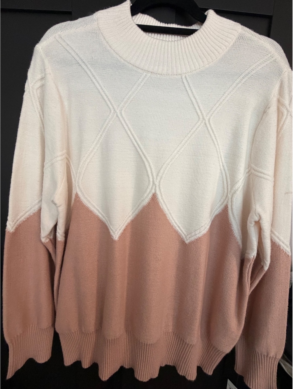 Alfani Women’s XL Colorblock Sweater Pink Ivory Geometric Western Scallop Hem